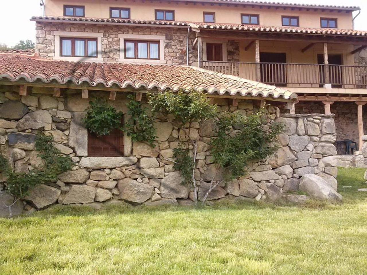 Casa Rural La Tablilla Y La Terraza Navalperal de Tormes Exterior foto