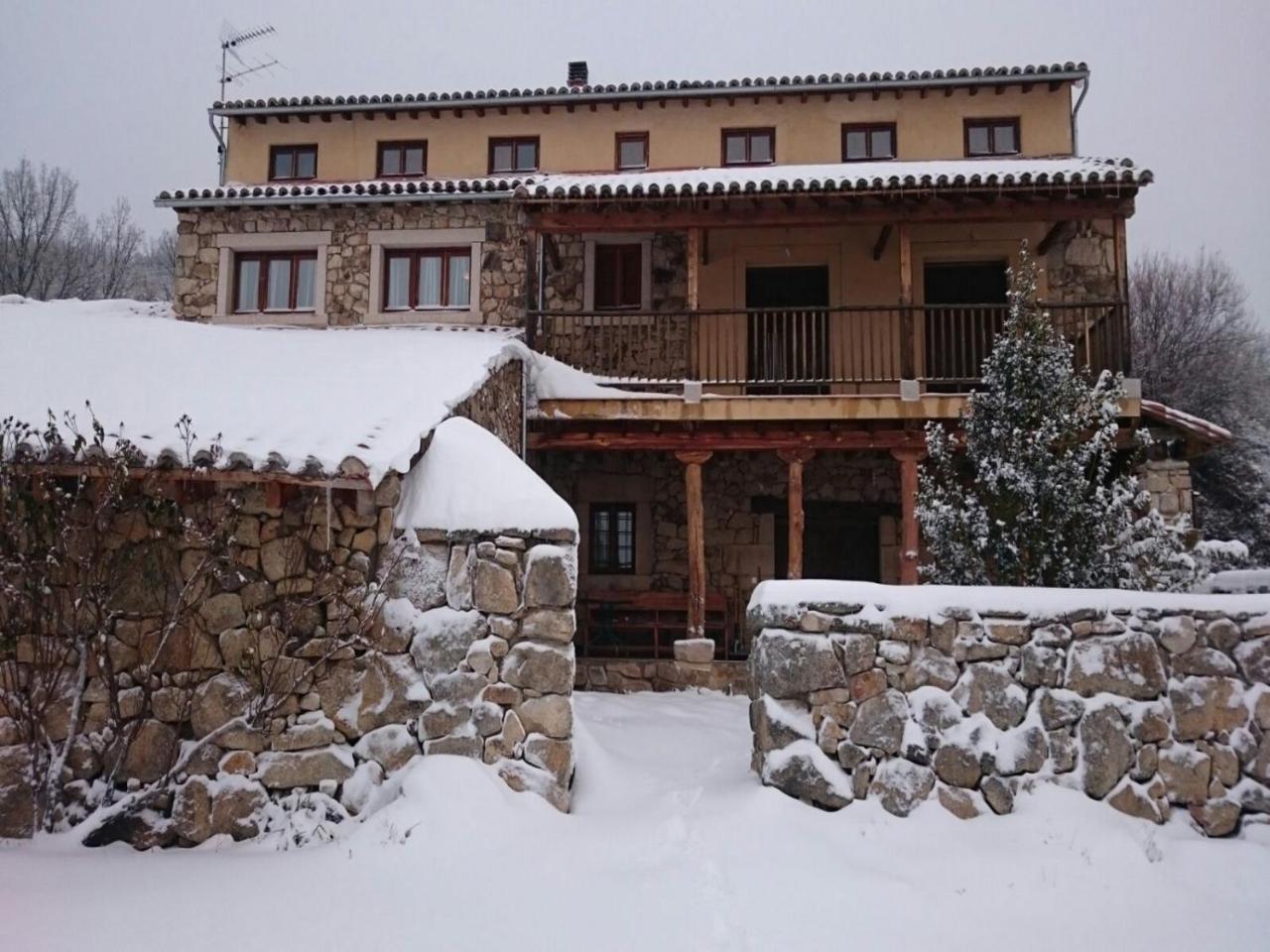 Casa Rural La Tablilla Y La Terraza Navalperal de Tormes Exterior foto